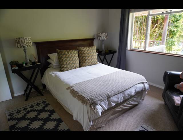 3 BEDROOM FREESTANDING TO LET IN HELDERVUE